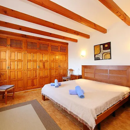 Villa Llamedos *