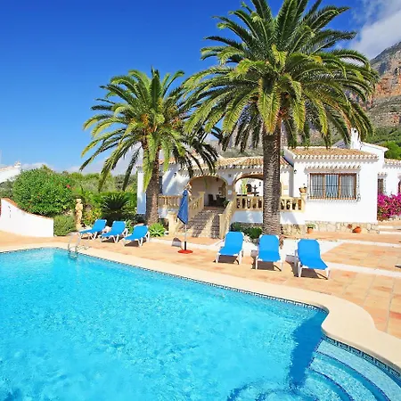 Villa Llamedos